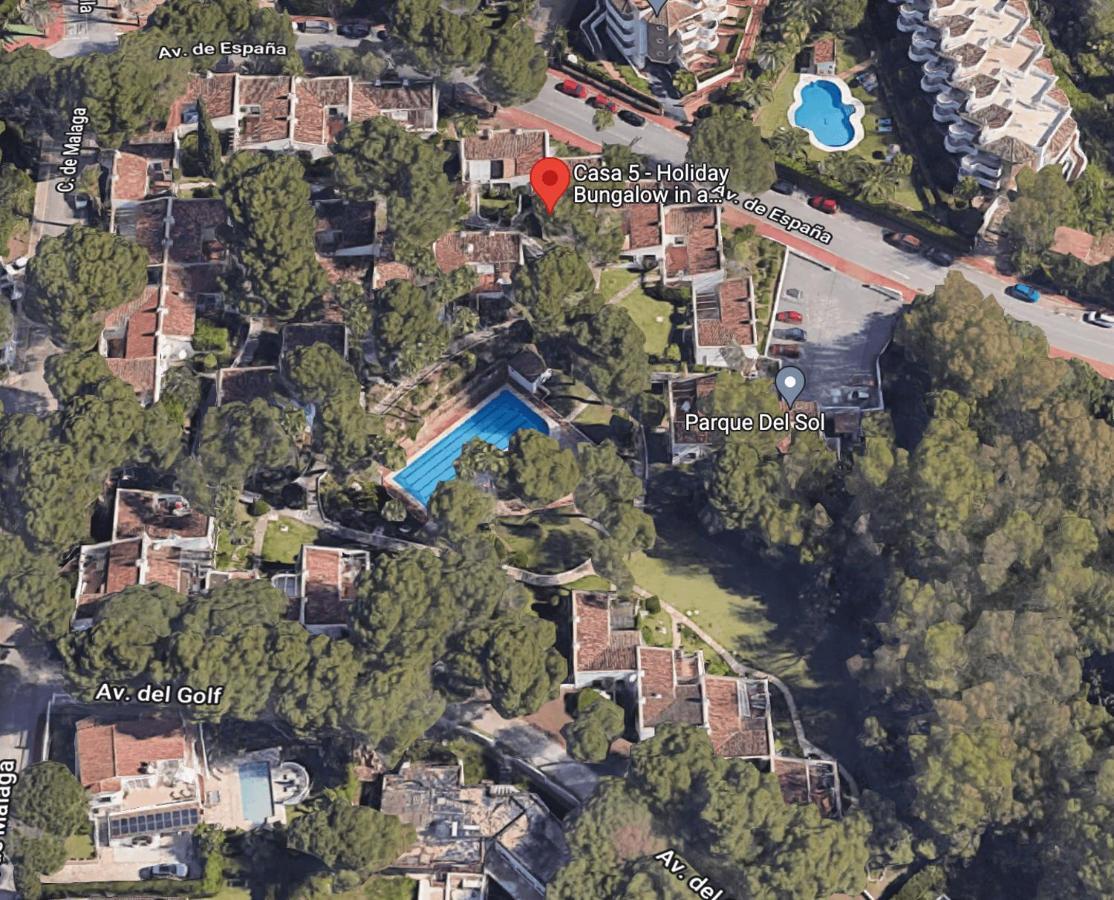 Bungalow With Large Terrace In A Quiet Park - Beach Nearby Sitio de Calahonda المظهر الخارجي الصورة
