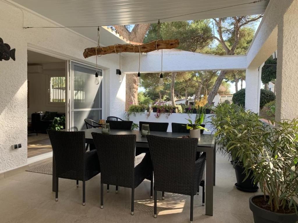 Bungalow With Large Terrace In A Quiet Park - Beach Nearby Sitio de Calahonda المظهر الخارجي الصورة